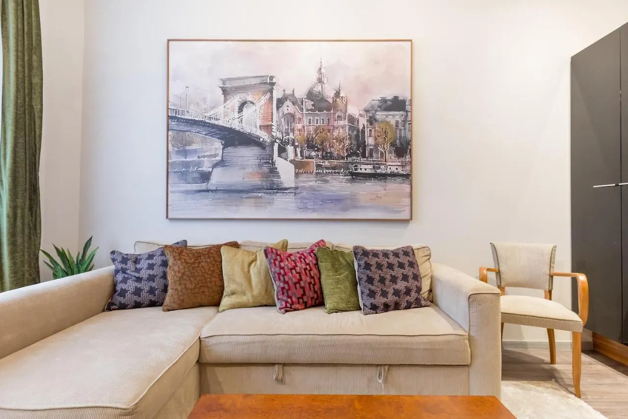De Luxe Suite In The Absolute Center Budapest Lejlighed